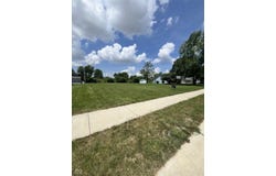 392 S Baldwin Street, Bargersville, IN 46106