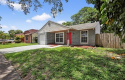 8681 SW 15th Street, Pembroke Pines, FL 33025