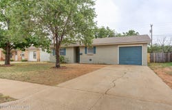 1903 73rd Street, Lubbock, TX 79423