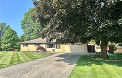 2288 Ritz Manor Drive, Uniontown, OH 44685