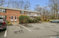 81 E Pattagansett Road, East Lyme, CT 06357