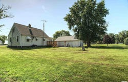 19175 ELSTON Road, Fulton, IL 61252