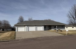 308 E Wagner St, Marion, SD 57043