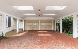 28 South Hill Drive, Cranston, RI 02920