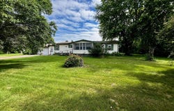 1411 E Main Street, Elk Point, SD 57025