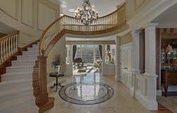 7 Champagne Terrace, Bedford, NH 03110