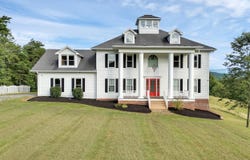 2860 Aaron Branch Way, Sevierville, TN 37876