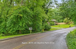 837 Skyline Park Drive, Signal Mountain, TN 37377