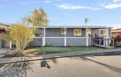 570 N 10TH AVE, Cornelius, OR 97113