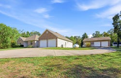 10941 Holly Road, Neosho, MO 64850