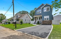 65 Bayview Street, Aberdeen, NJ 07721