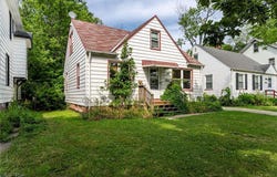 1477 E 195th Street, Euclid, OH 44117