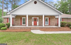 6 Myrtle, Statesboro, GA 30458