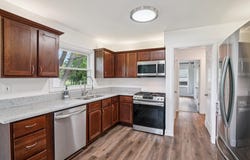 1415 W Fiesta Ln, Mequon, WI 53092