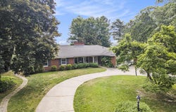 18190 Lovell Road, Spring Lake, MI 49456