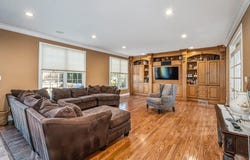 22 Turnberry Court, Dix Hills, NY 11746