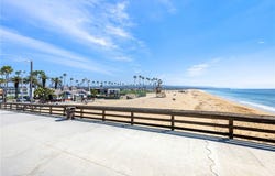 600 E Oceanfront, Newport Beach, CA 92661