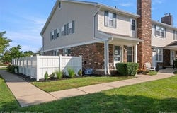 42105 Roscommon Street, Novi, MI 48167