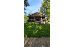 4744 NE Ridgeway Dr, Hamilton, MO 64644