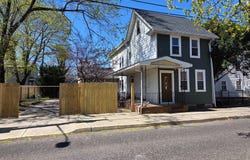300 YORK STREET, BURLINGTON, NJ 08016