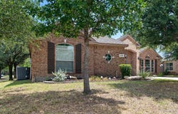 1201 Black Hawk Drive, Fort Worth, TX 76052