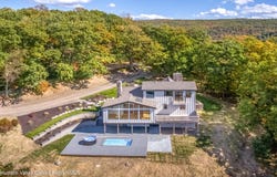 37 Mountainview Road, Ellenville, NY 12428