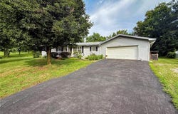9301 Meadowview Place, Pevely, MO 63070