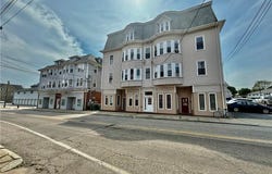 586 North Main Street, Woonsocket, RI 02895