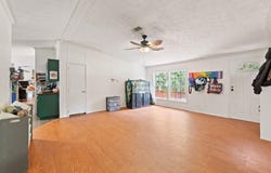 216 SQUIRREL RUN, Paige, TX 78659