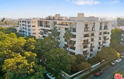 325 N Oakhurst Dr, Beverly Hills, CA 90210