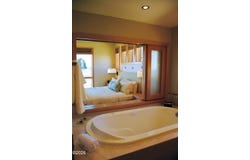 33000 Cape Kiwanda Drive, Pacific City, OR 97135