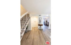 20111 Leadwell St, Winnetka, CA 91306