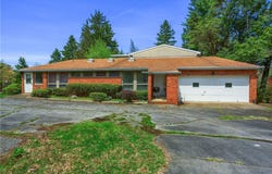 628 Perry Hwy, Ross Twp, PA 15229