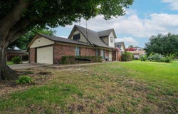 501 Nathan Street, Burleson, TX 76028