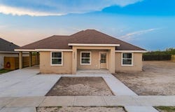 2857 Garden view Dr., Eagle Pass, TX 78852