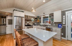 210 North Scott Street, Fayetteville, TX 78940