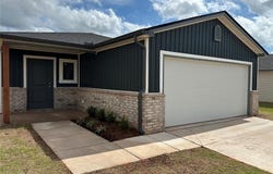 1403 Guthrie Farms Boulevard, Guthrie, OK 73044