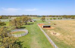 1592 FM 67, Covington, TX 76636