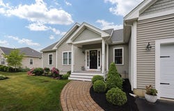 22 Dornoch Road, Taunton, MA 02780