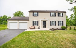 10 Guaymar Circle, Rochester, NY 14624