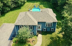 9 Eleanore Strasse Rd, Easton, MA 02356