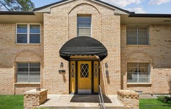 5817 Sandhurst Lane, Dallas, TX 75206