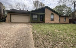 6023 FOX RIDGE, Memphis, TN 38115