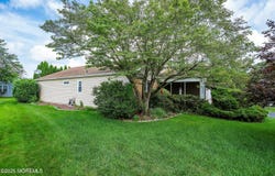 32 Saint Paul Place, Manchester, NJ 08759