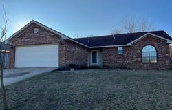 205 North 36th, Ozark, AR 72949