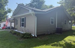 213 N Woodlawn Street, Irvington, KY 40146