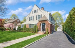 103 Chestnut Street, Garden City, NY 11530