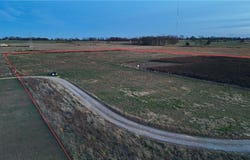 Leonard Ranch  RD, Gravette, AR 72736