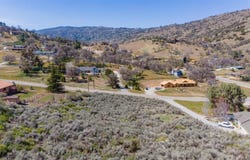 Cumberland Road, Tehachapi, CA 93561