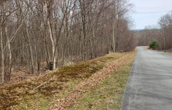 137 Wedgewood Drive, Hawley, PA 18428